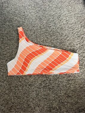 Skatie One-Shoulder Bikini Top in San Clemente